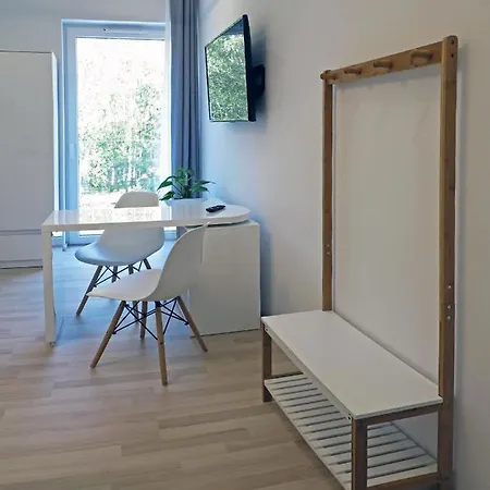 Апартаменты Warzecha Miloszyce Bzowa 40/4 Jelcz-Laskowice